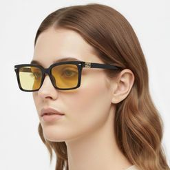 Óculos de Sol Feminino Miu Miu Quadrado MU 13ZS Cor Preto e Verde Olívia